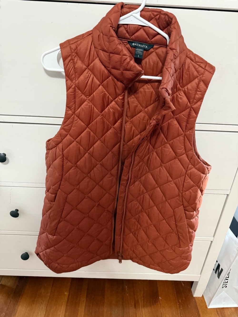 Athleta Quilted Vest in Rust - Picture 1 of 3